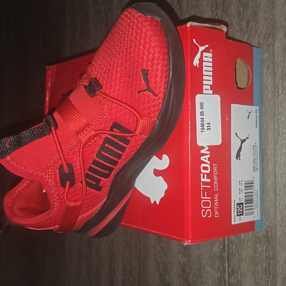 Rift Slip On Pumas